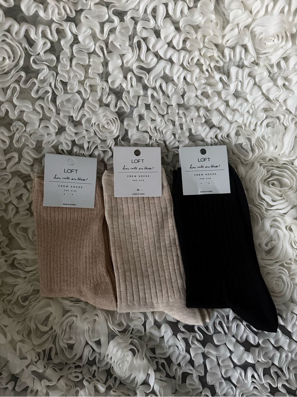 BNWT! LOFT Ribbed Crew Socks - Black, Beige, and Taupe 3 pack !